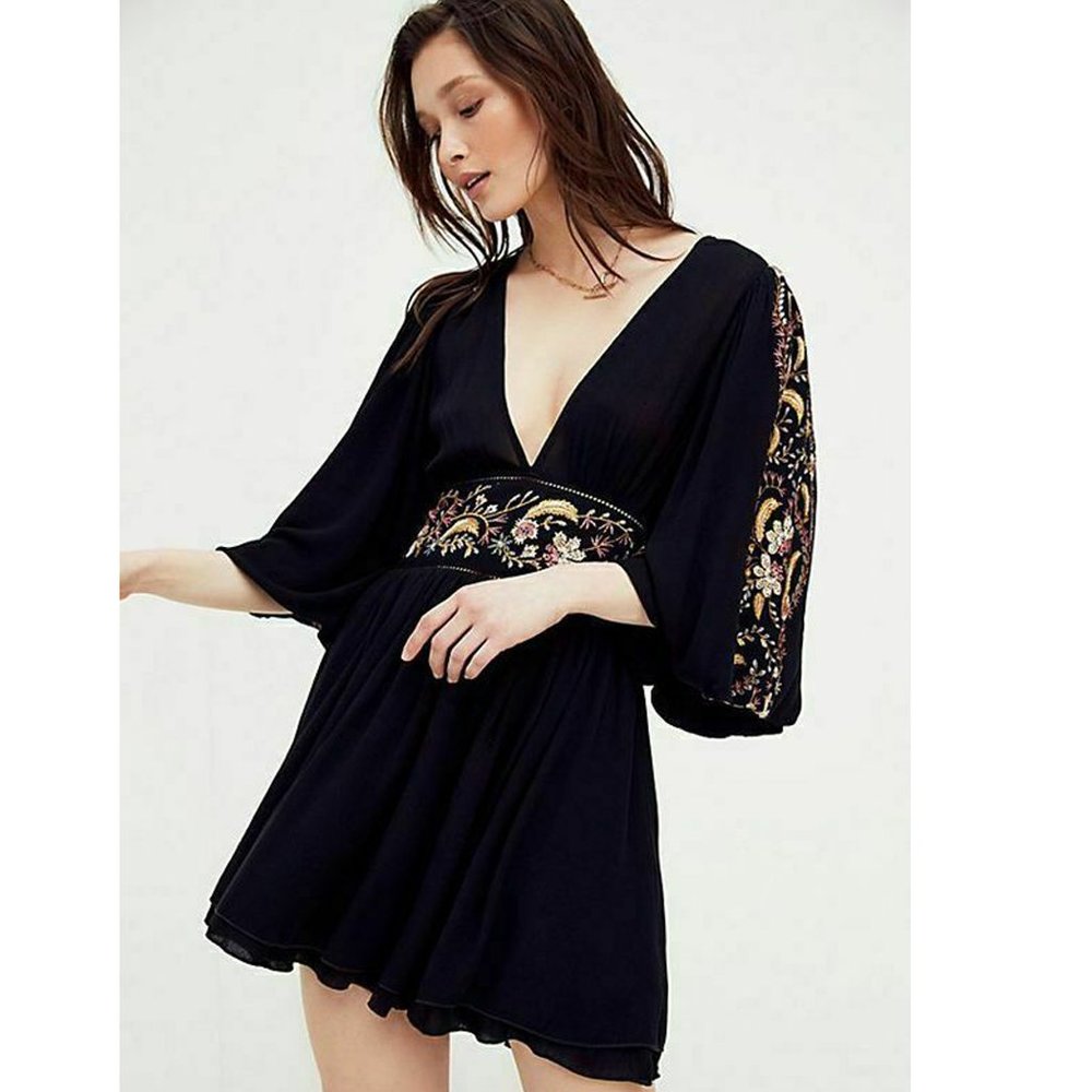 Elegant Black Floral Embroidered Dress